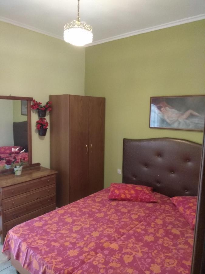 Elli Hostel Olympiaki Akti