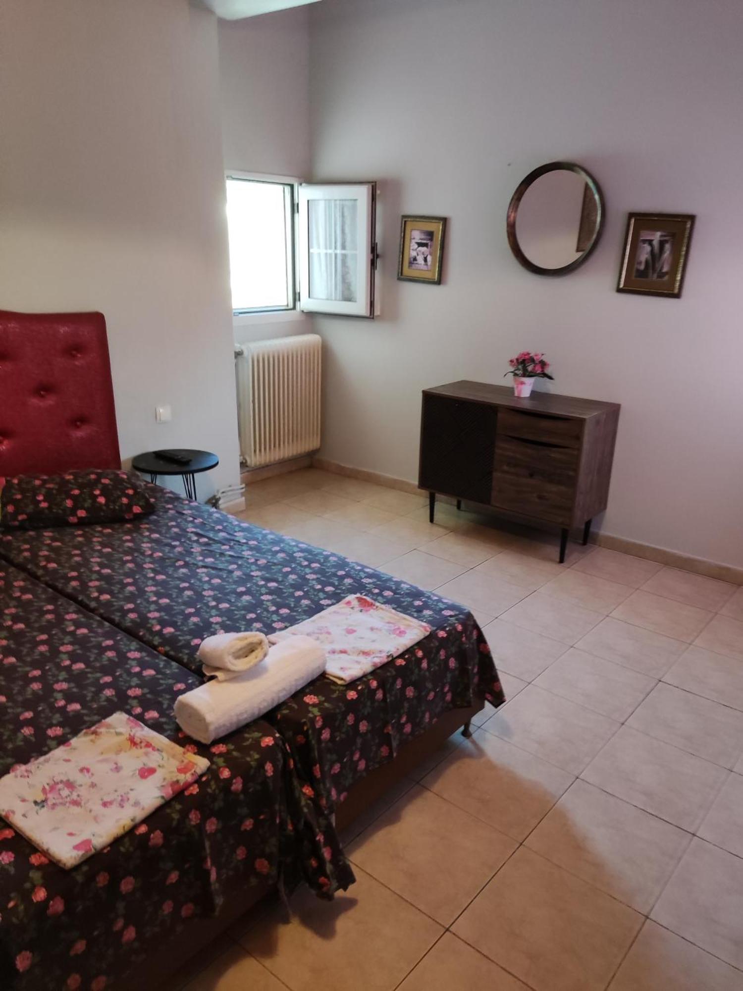 Hostel Elli *