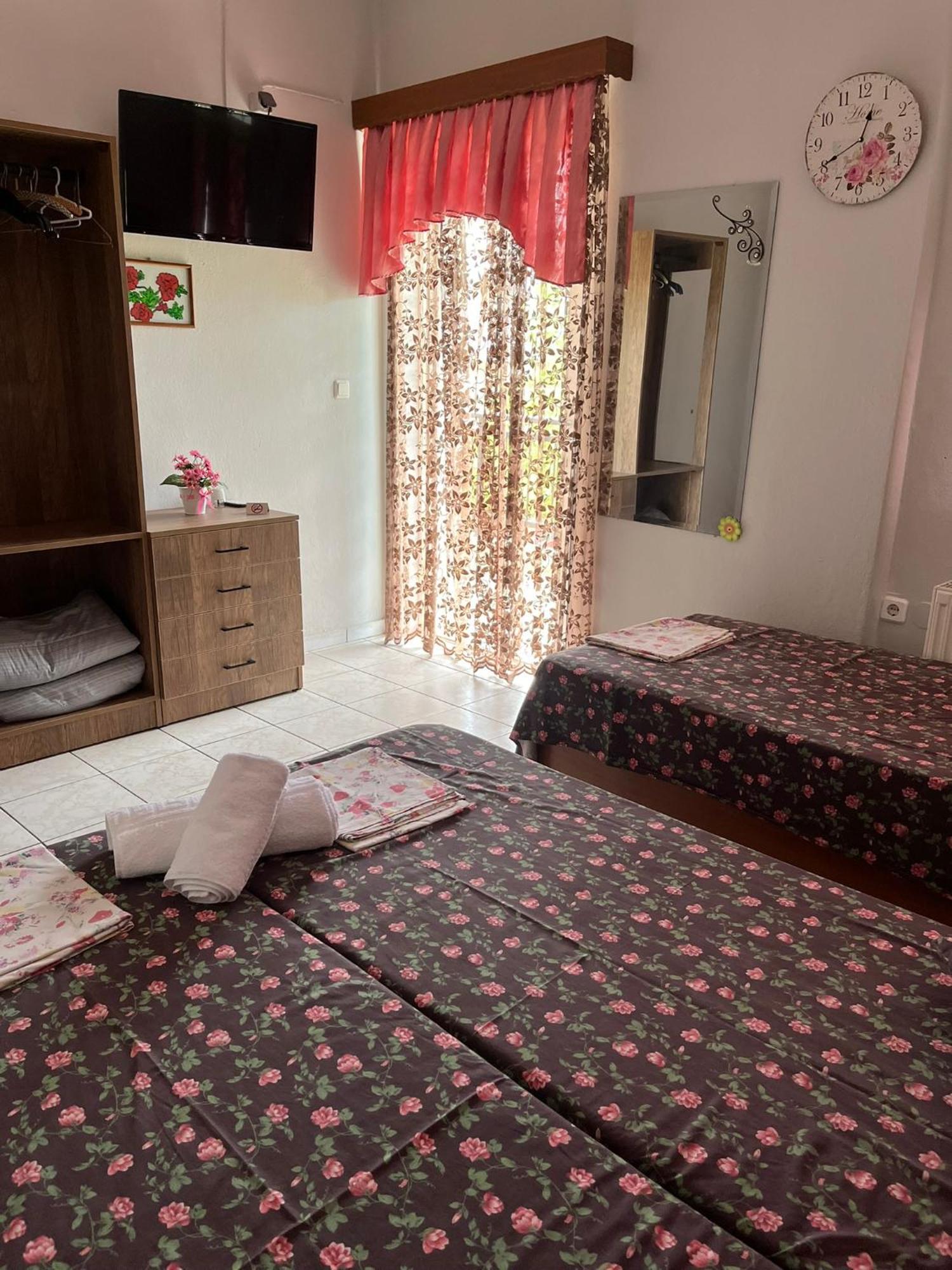Hostel Elli